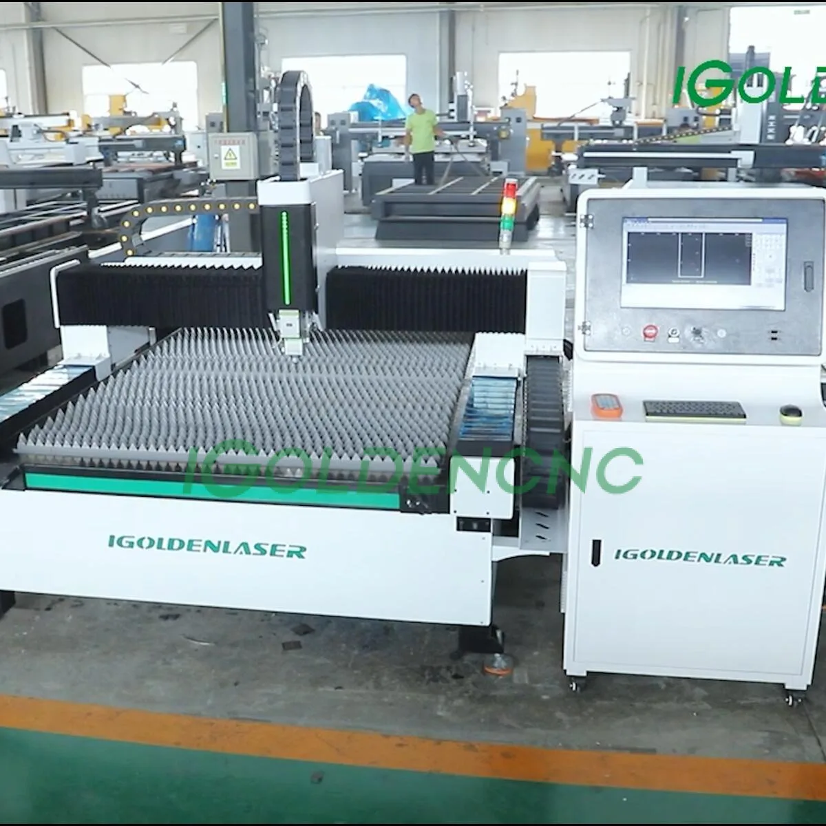 Smart Manufacturing Laser Cutting Machine For Metal 3 Axis 4 Axis Galvanized Steel Metal Laser Cutting Machine