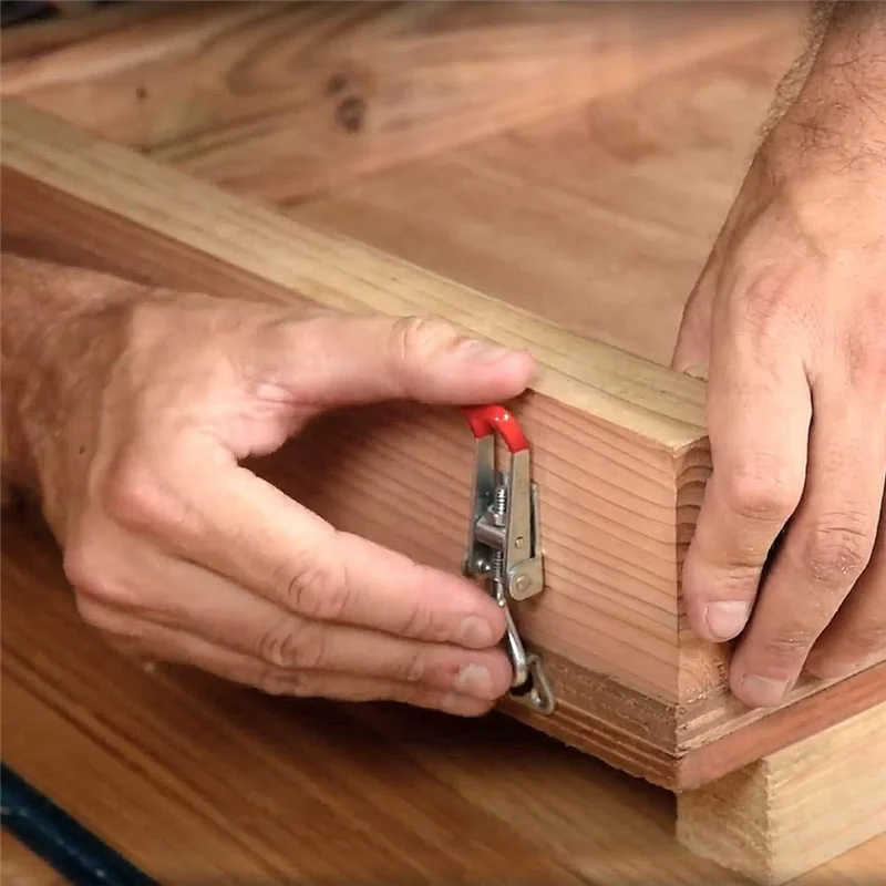 Penjepit Toggle Latch Aksi Tarik 20332-P2 Kapasitas Penahan 4001 - 220 Lb dengan Pegangan Pegangan Vinil Merah, 16 Pak Pemasangan Mudah