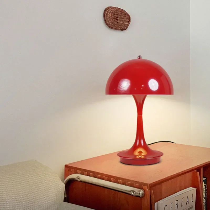 

Nordic Danish designer Table Lamp Home Bedroom Bedside Light Lantern Medieval Creative Dimming Touch Night Light Decor Desk Lamp