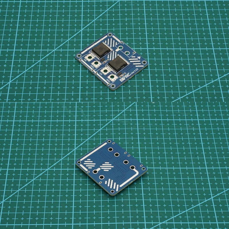 1PCS DC 5-100V High Current Dual Battery Parallel Module XT60 Plug Automatic Switching Expansion Board for RC Airplane/Drone