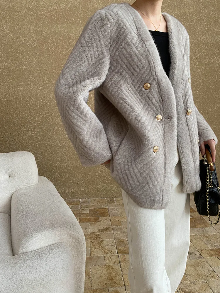 UCXQ Cappotti da donna eleganti Stile europeo Scollo a V Bottone singolo Allentato All Match Moda Cappotto di pelliccia sottile 2024 Nuovo Autunno Inverno 1692