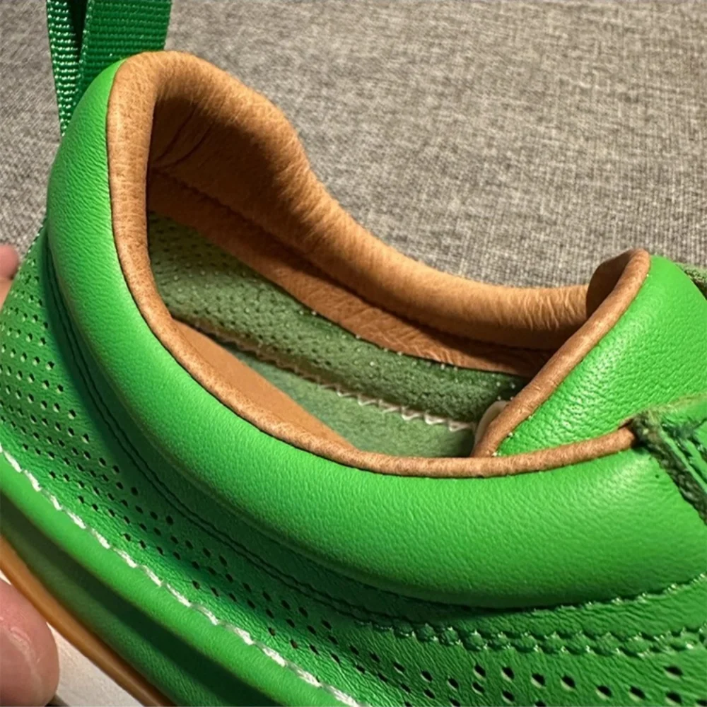 QHCCID Green Fashion Men Casual Sneakers Cow Leather Casual Shoes Breathable Comfortable Vintage Sneakers Shoes for Men