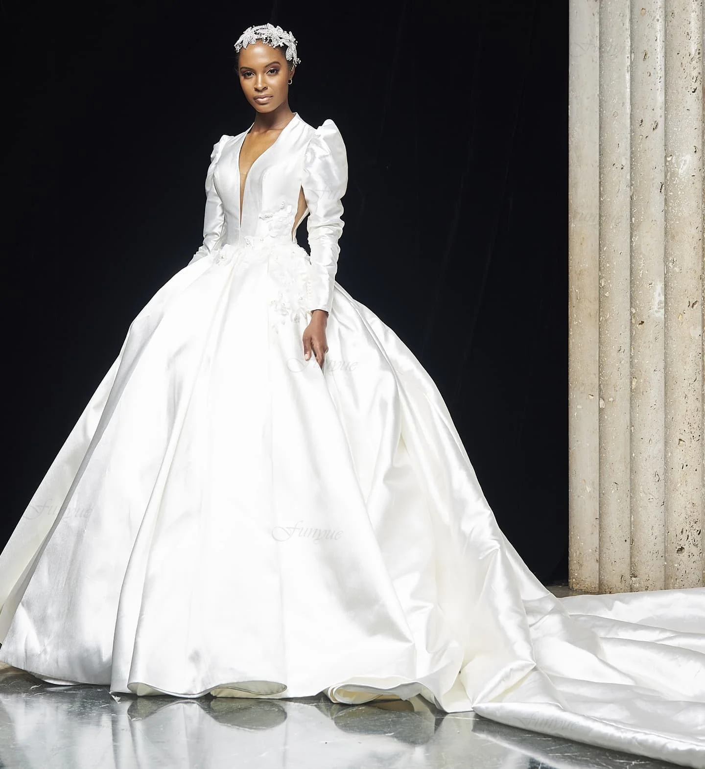 Vestido De baile personalizado, vestido De Novia musulmán De diseñador De lujo, Vestidos De Novia sexis con cuello en V profundo, Vestidos De Novia De Dubái con mangas