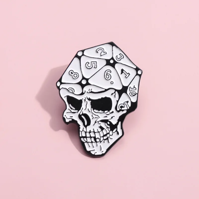 Horror Punk Skull Dice Number Brooch Enamel Exaggerated Personality Halloween Party Badge Metal Bag Clothes Lapel Pins Gift