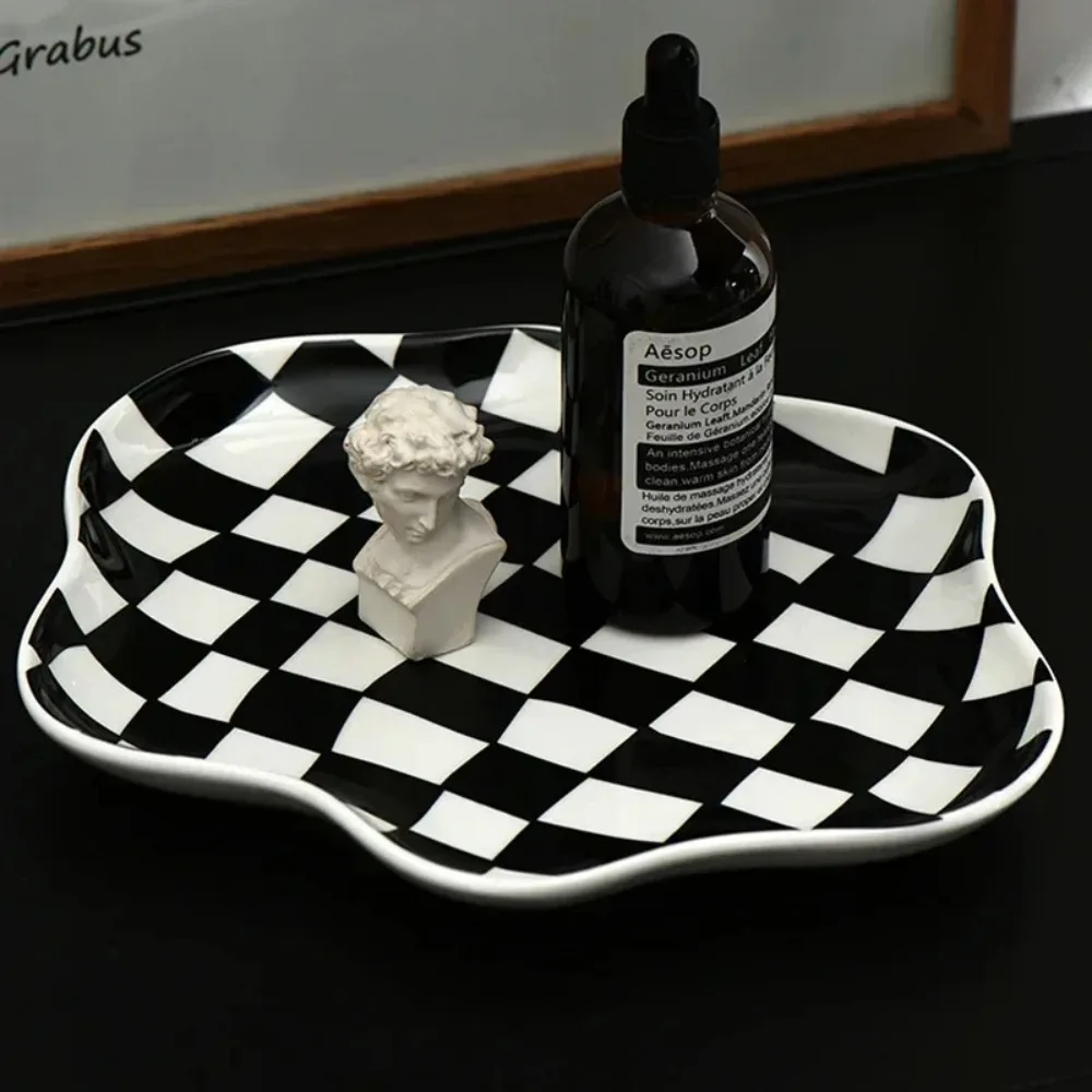 Ceramic Tray Checkerboard Jewelry Storage Plate Ring Earing Dessert Plate Home Decoration Retro Desk