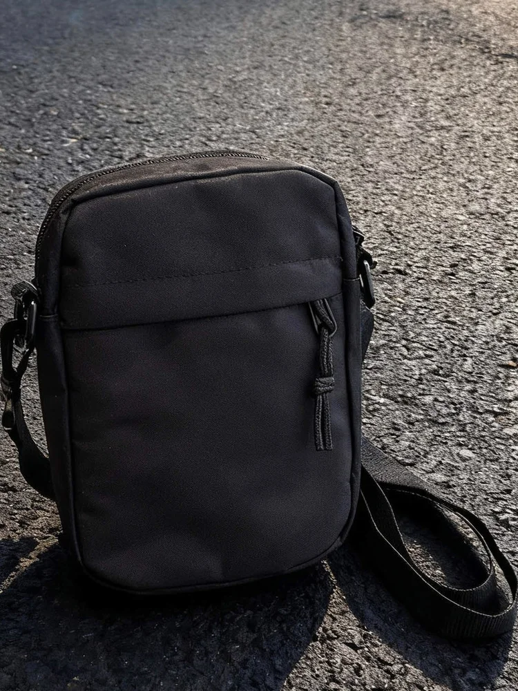 

Casual Pure Color Men's oulder Bag Crossbody Bag Winter New Sle Portable Mobile Phone Bag Simple Small Bag for Youth