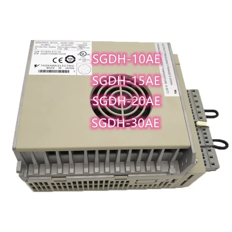 

SGDH-10AE SGDH-15AE SGDH-20AE SGDH-30AE Brand new Servo Drive For CNC System Machinery