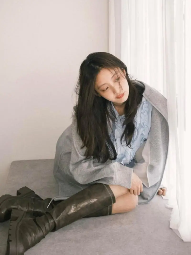 

Spring 2025 Blue Long Sve Women's irt Korean Sle Sweet Design Cotton Nylon Blend UV Protection Straight Cut round Ne