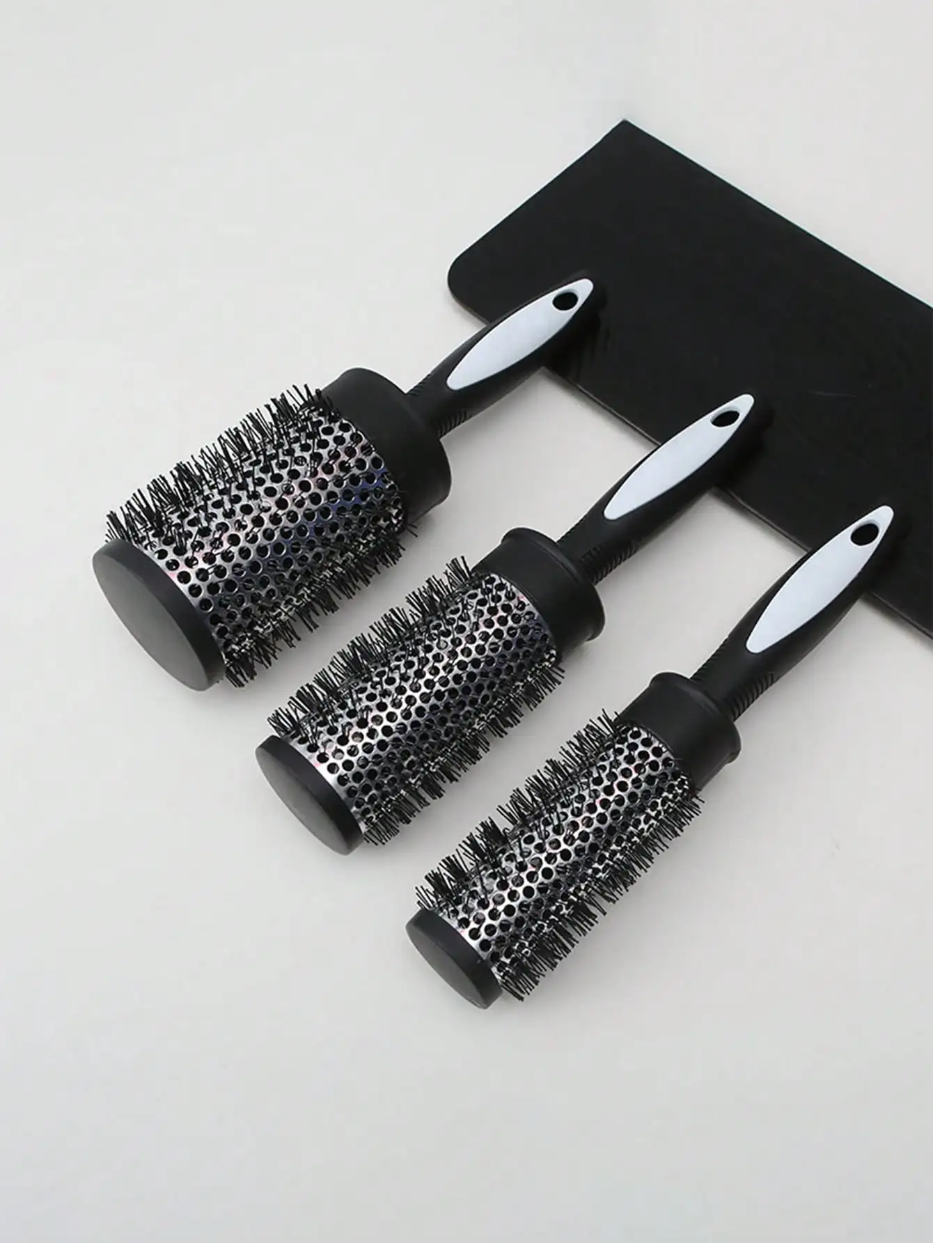 

1pc Women's Hair Styling Nylon Brush Roller With Heat-Conductive Aluminum Tube & Bangs Styling Tool For Easy At-Home Curling ,Comb Hair ,Hair Styling Tools Hair Accessories