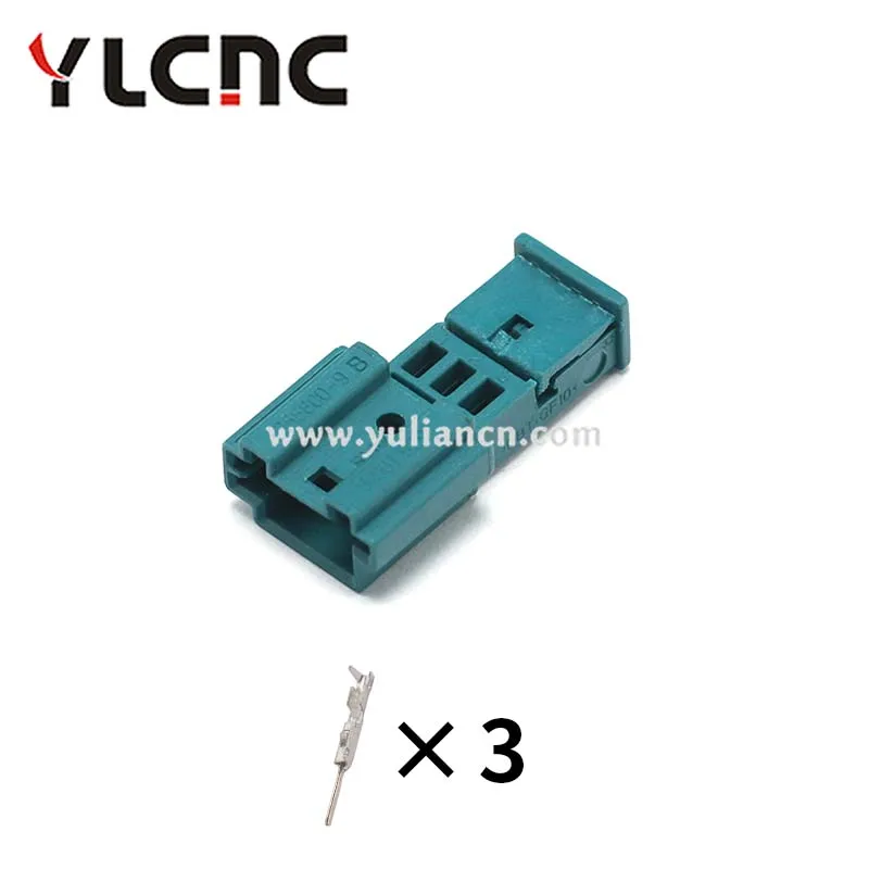 YLCNC factory direct sales 1Pcs 3Pin Automotive connector MQS Sensing plug Cable harness connector 9-968700-1 1355600-9