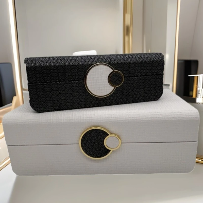 

Кожаная шкатулка для драгоценностей, роскошные коробки для хранения колец, сережек, портативные минималистичные ожерелья, витрина, органайзер, упаковка, ювелирные изделия