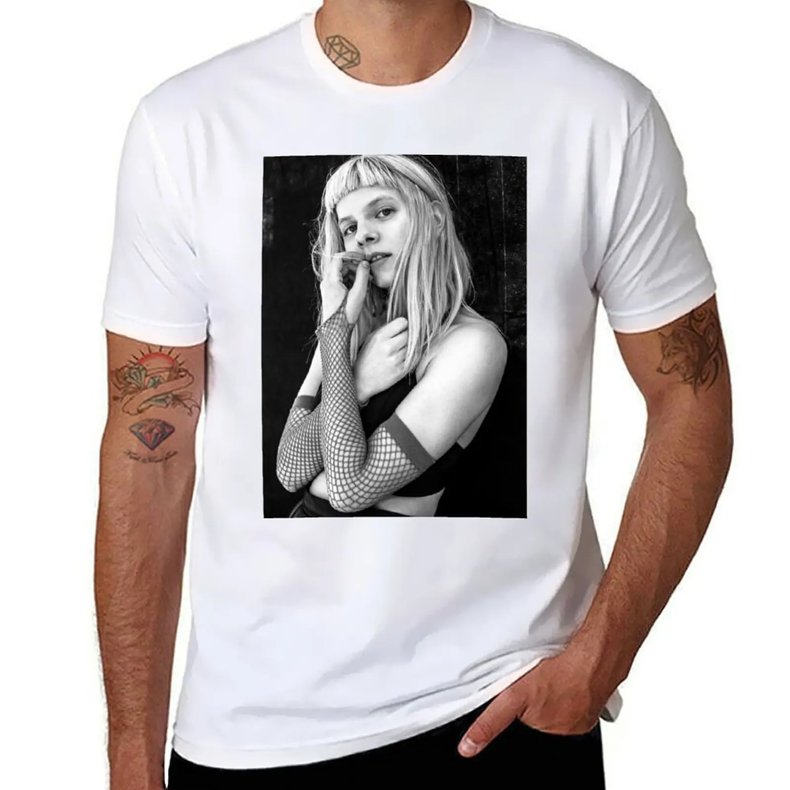 

Aurora Aksnes Fishnet T-Shirt Functional Casual Short Sleeve Tee