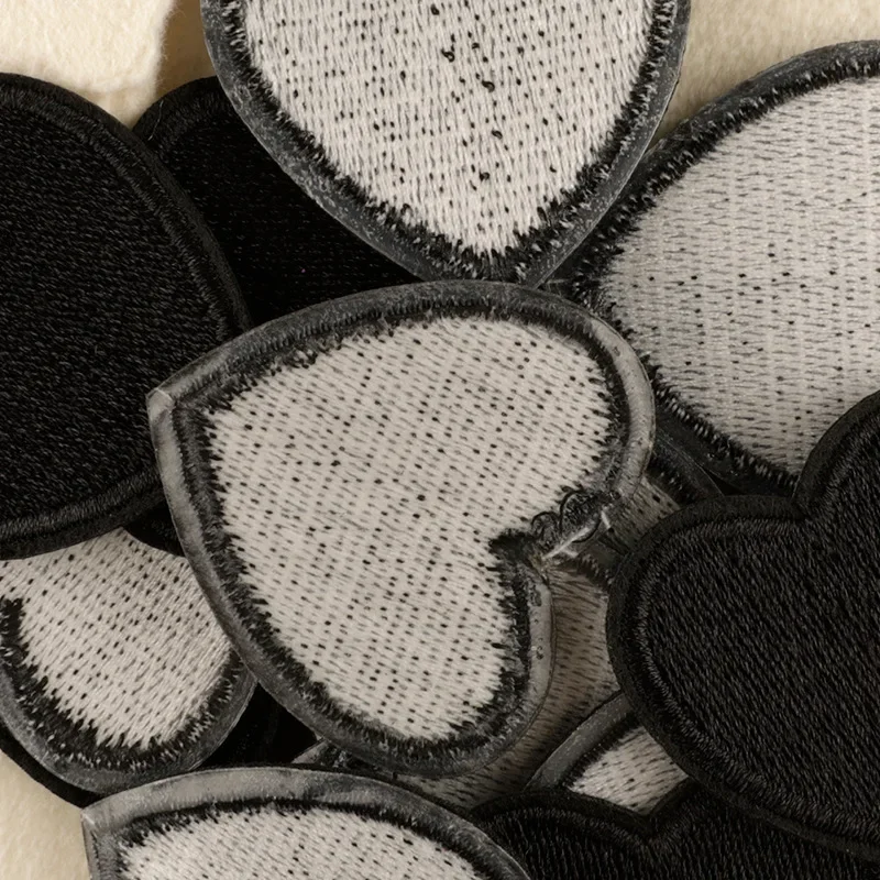 Black Love Heart Iron-On Badge Patches for DIY Hole T-shirt Jeans Backpack Clothing Pants Notebook Appliques Decor Sticker