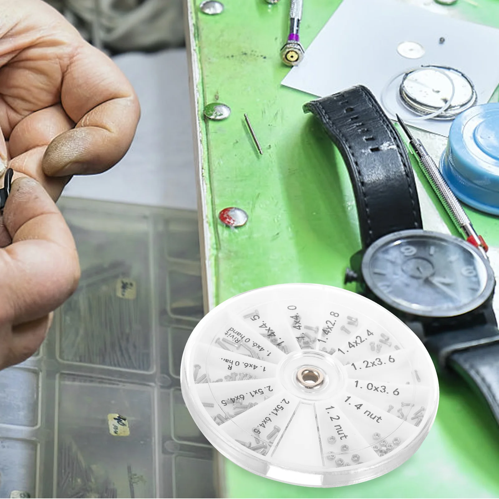 

1Set Glasses Repair Kit Stainless Steel Tiny Screws Screwdriver Tweezers Eyeglass Fixing Kit Multi-Functional Carry Box