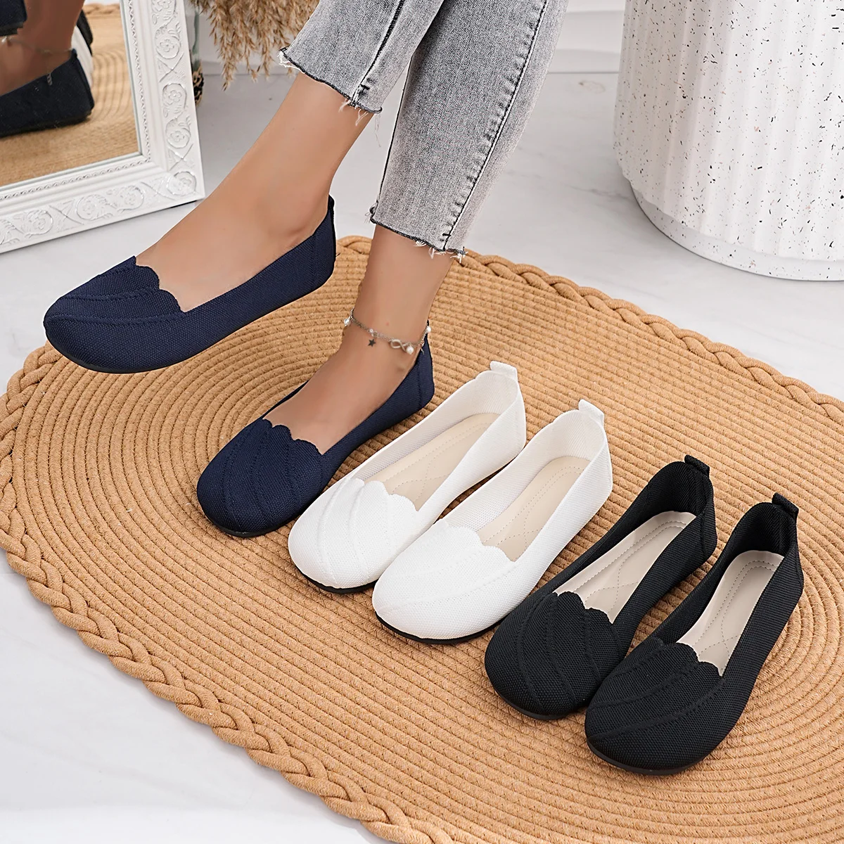 Lässige, flache, gestrickte, ausgehöhlte Arbeitsschuhe für Damen, einfarbig, runde Zehenpartie, atmungsaktive Slip-On-Schuhe, bequeme Sommerschuhe – Detail 1