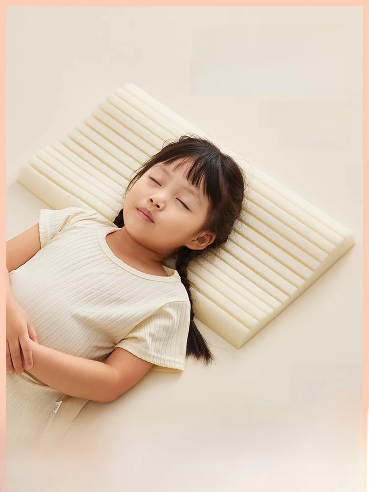 

Детская силиконовая подушка, моющаяся, для малышей, для детской комнаты, специальная подушка прямоугольной формы, подходит для детей от 6 месяцев и старше.