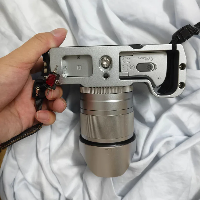 CNC Aluminium Quick Release Plate Compatible for Canon EOS M6 Mark II M6II Camera L-Plate Grip Tripod Head Accessories
