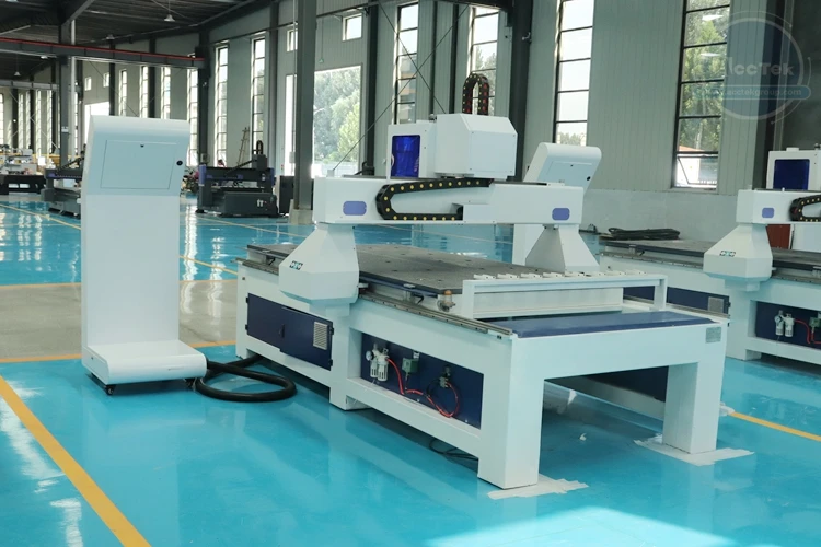 4*8FT CNC Router Woodworking Machine 4 Axis 1325 ATC CNC Wood Router For MDF Cutting Wooden Furniture Door Making