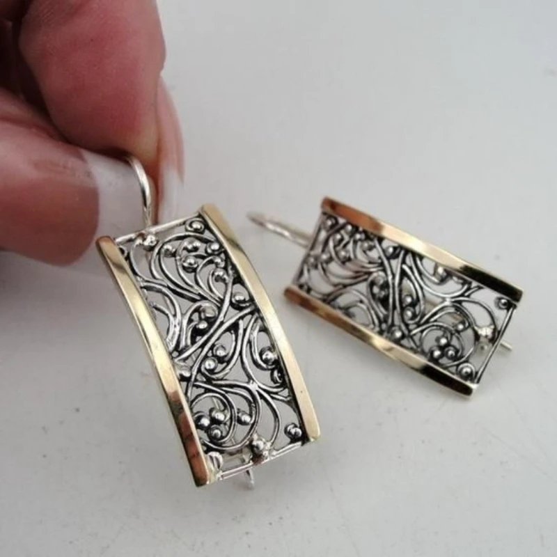Vintage Silver Hollowed Out Patterned Gold Color Rimmed Earrings Women's Unique Charm Jewelry Holiday Party Accessories Gifts