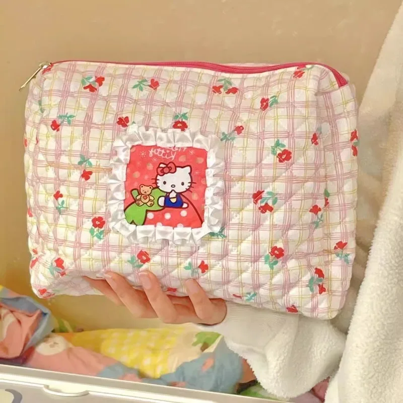 Kawaii Hello Kitty Cosmetic Bag Portable Travel Bag Anime Girl Large Capacity Skin Care Products Storage Portable Toiletry Bag