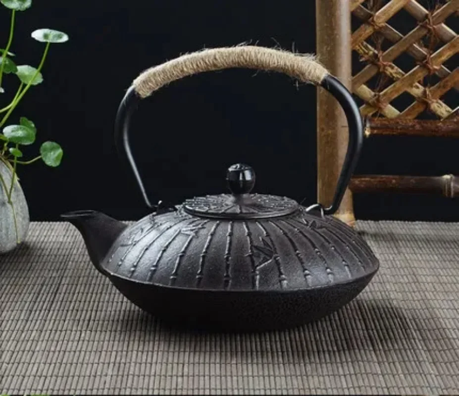 900ml Boiled Tea iron Kettle Cast  Teapot Pig iron Tea Pot Kung Fu Tea health Iron Pot Oxidized Uncoated