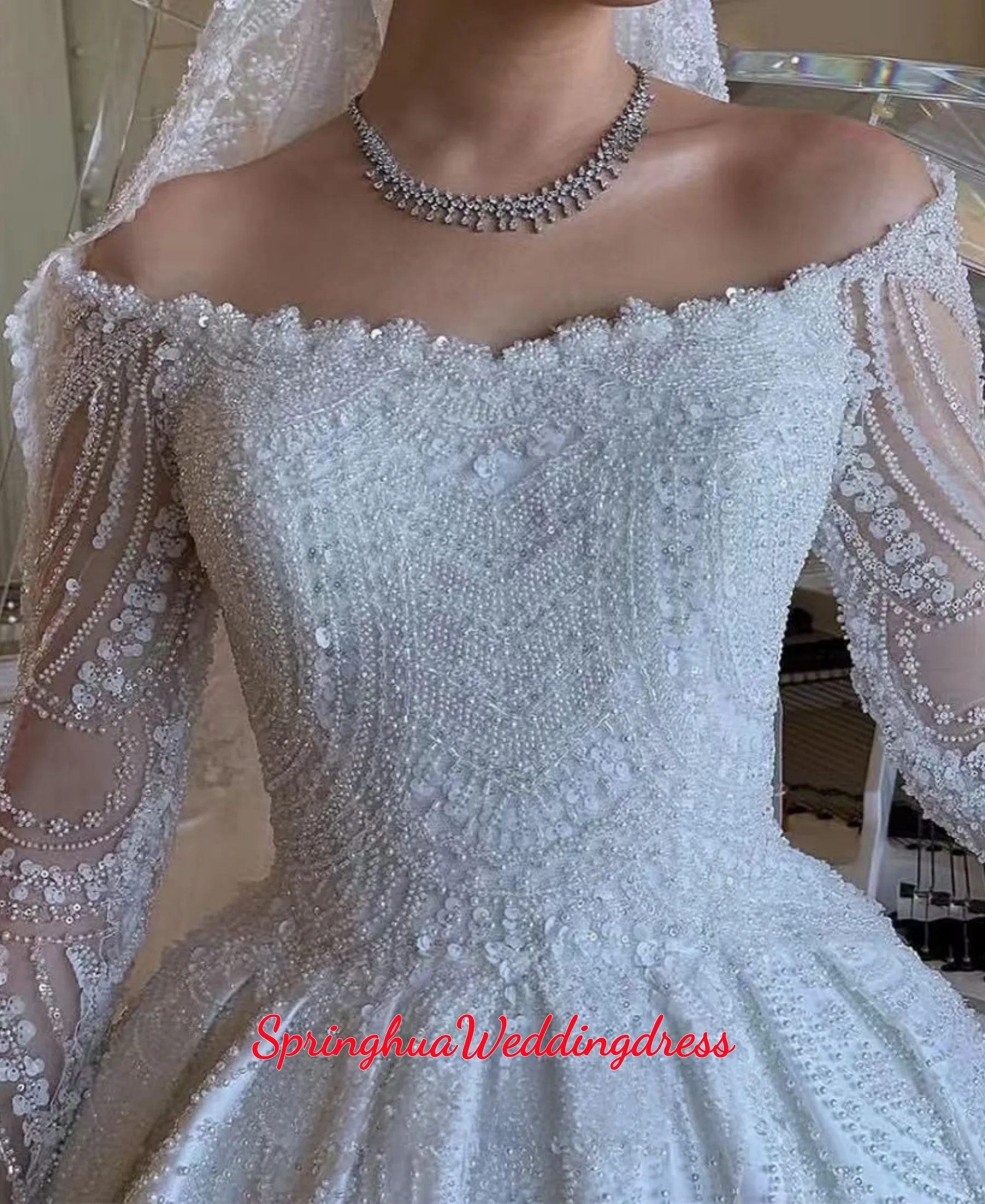 Customized Luxury White Wedding Dresses Strapless Long Sleeved Puffy kirt Elegant Women's Bridal Dress Vestidos de novia