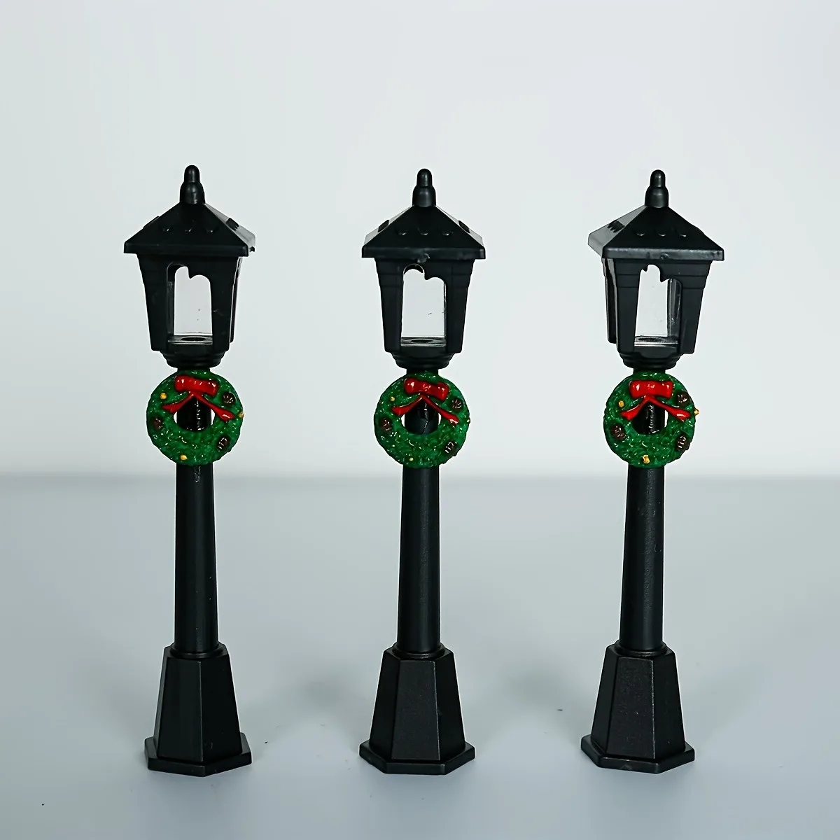 3 Stück/5 Stück Mini-Weihnachtsstraßenlaternen-Ornamente, kleine Laternendekorationen aus Kunststoff, kein Stromversorgung erforderlich, geeignet für Dollh – Detail 9