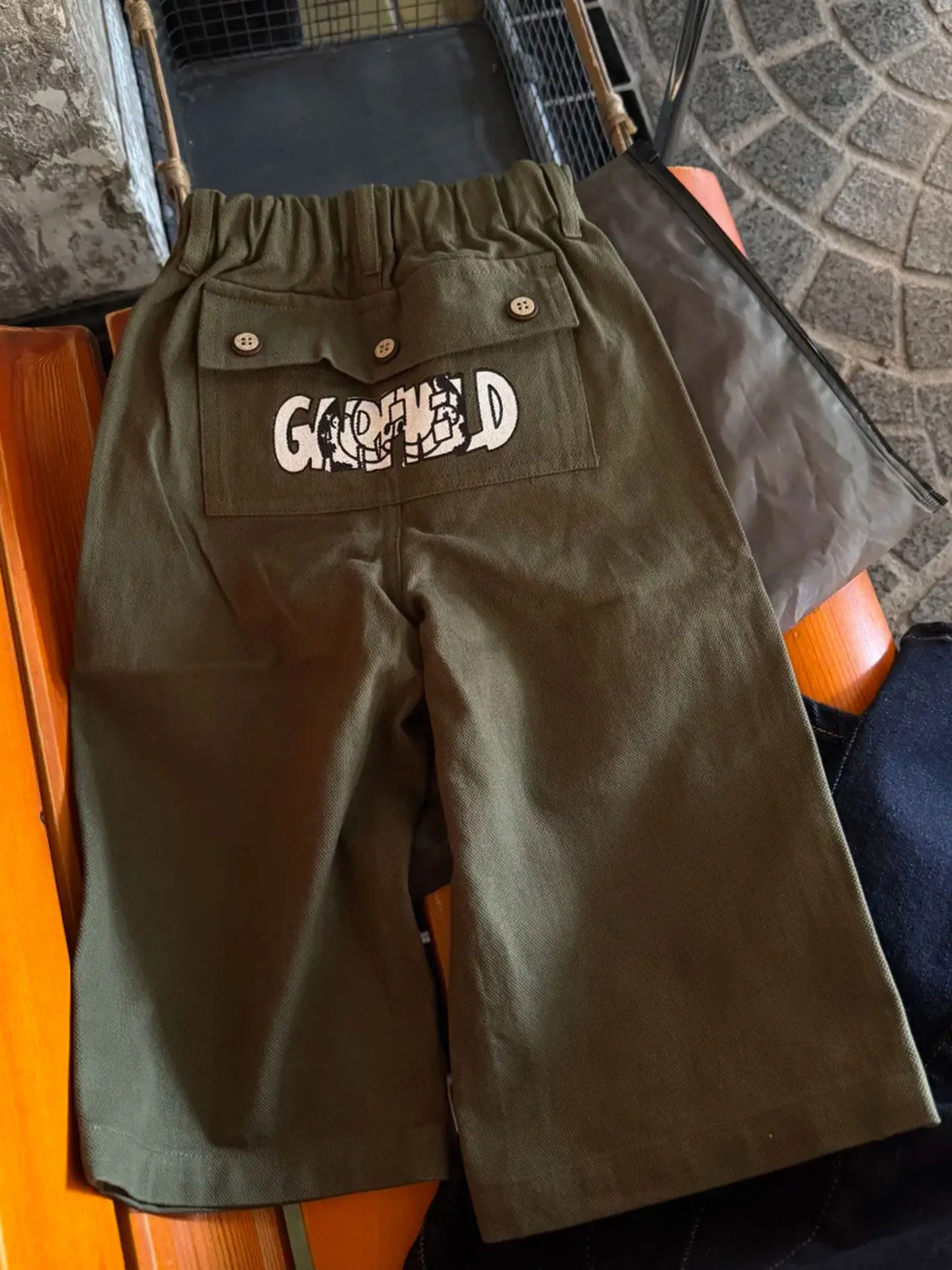 男の子ストレートレッグ薄手パンツ春夏新スタイルクールベビーロングパンツカジュアル快適な非フリース弾性ウエスト