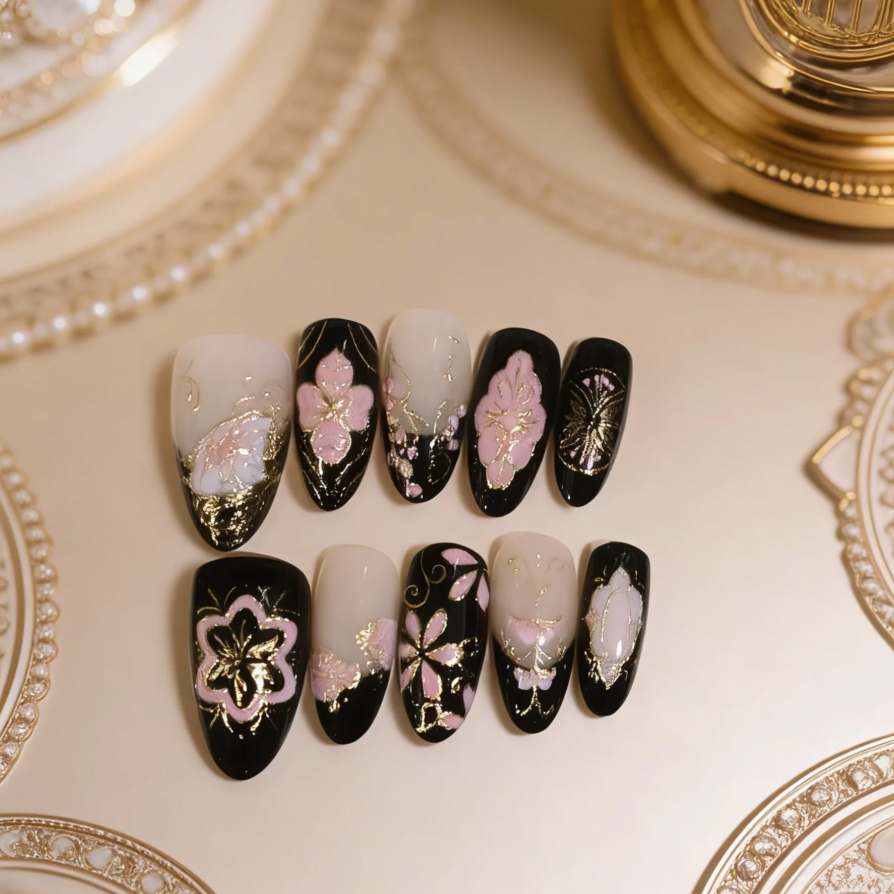 10 Pieces of Hand-Pressed Almond-Shaped Nails, Beautiful Artificial Nails, Black Gold Cherry Blossom Design, Suitable for Women