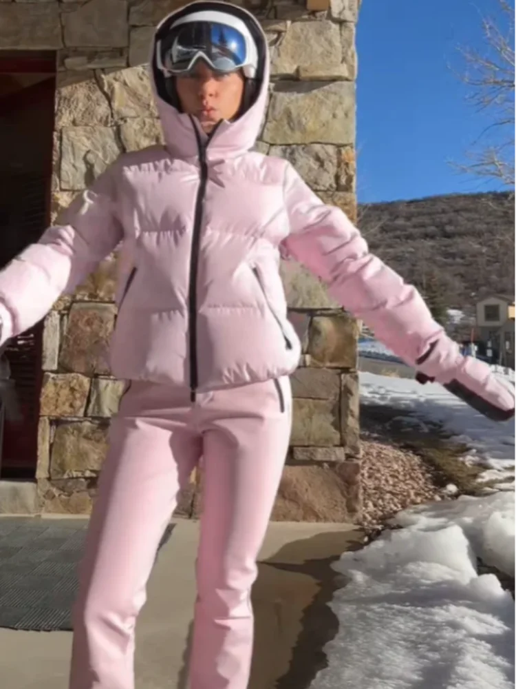 Eleganckie, ciepłe zimowe komplety narciarskie dla kobiet, wiatroodporne, wodoodporne, z kapturem, parki, ciepłe spodnie, nowa kolekcja 2026, odzież sportowa na śnieg dla kobiet.