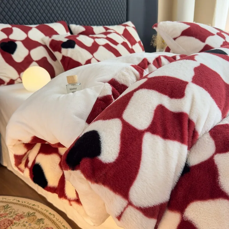 2025 new simple and cute polka dot milk fleece bed four-piece set autumn and winter thickened warm bedding four-piece set view 5