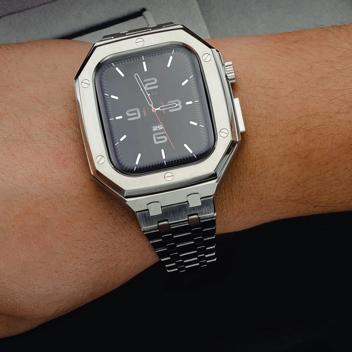 Luxuriöses Edelstahl-Mod-Kit für Apple Watch 11 10 9 8 7 46MM 44/45mm Metallrahmen für iWatch 6 5 4 3 SE 40/41mm Armband-Set – Detail 8
