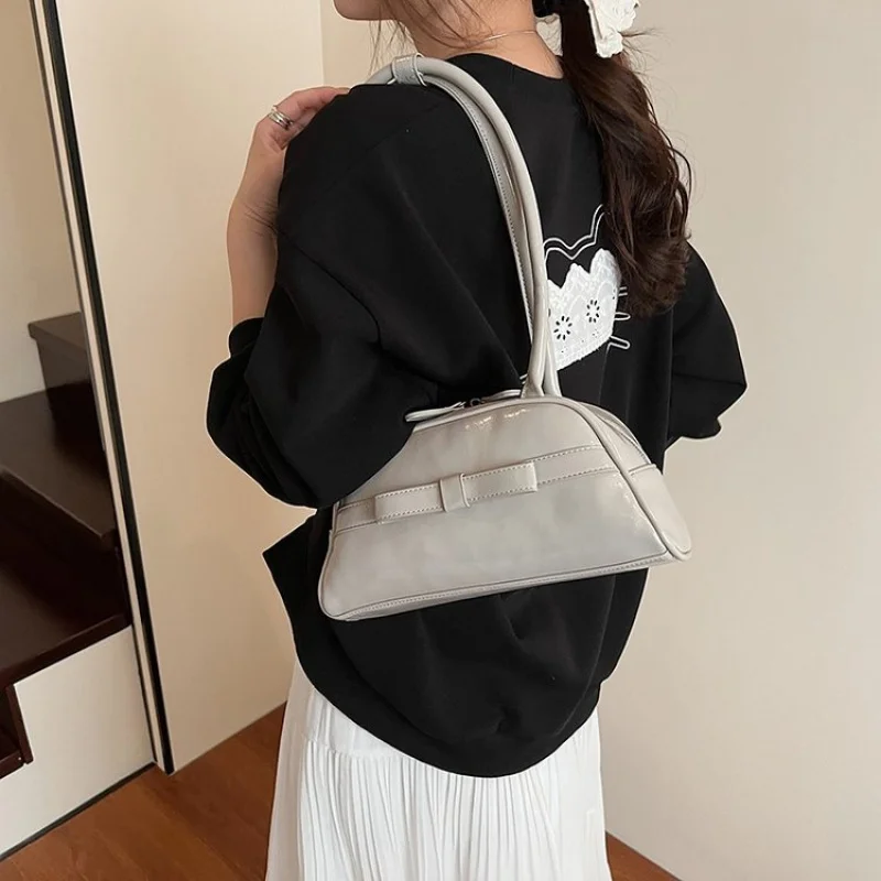 

Высококачественная женская сумка через плечо, изготовленная из тонкой кожи, вдохновленная известным дизайнером и винтажным викторием Парижа ​