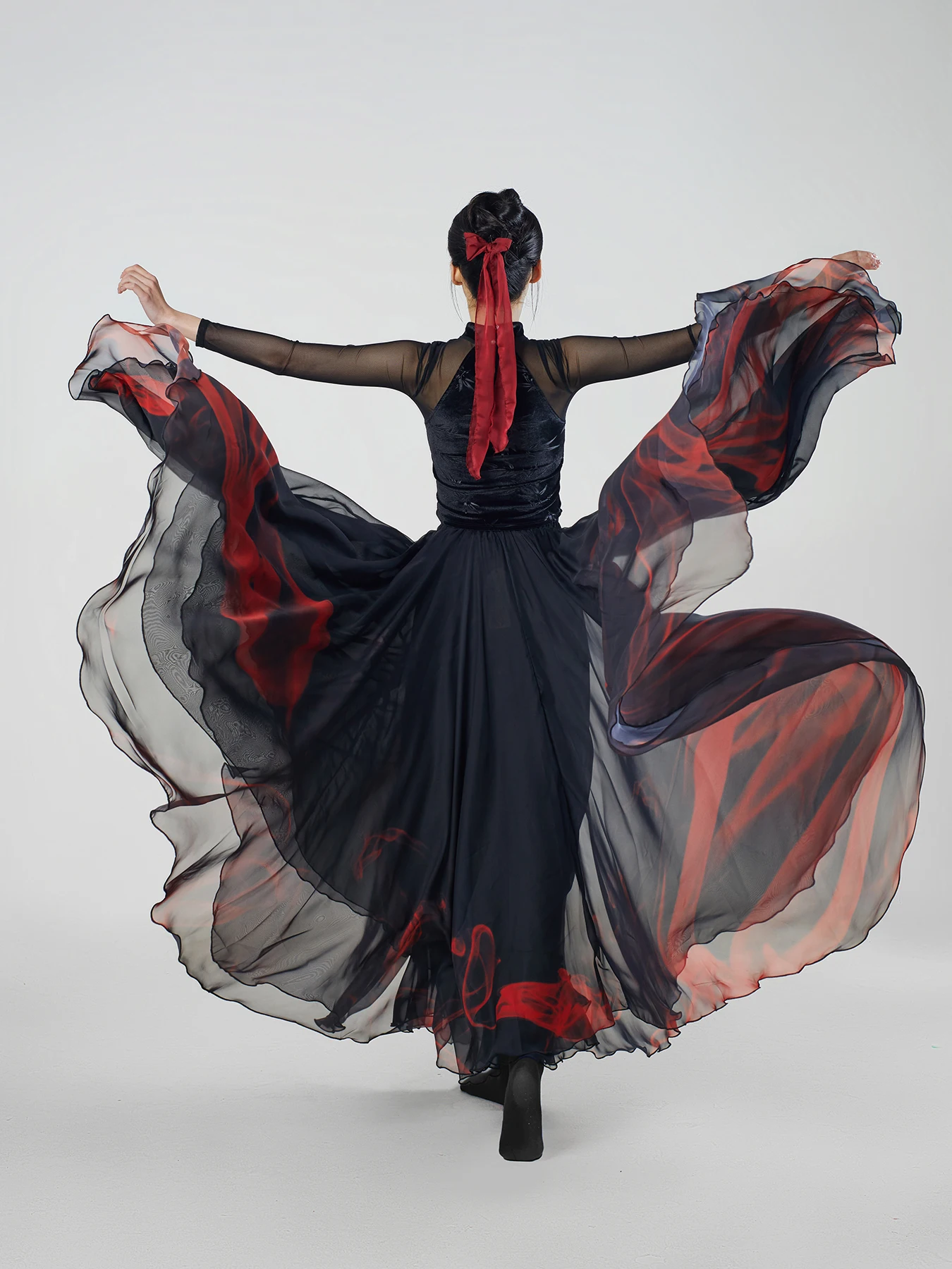 

Костюм для классических танцев 2026 Ele Long Sve: женская юбка для тренировок и профессиональных выступлений, длинная струящаяся юбка