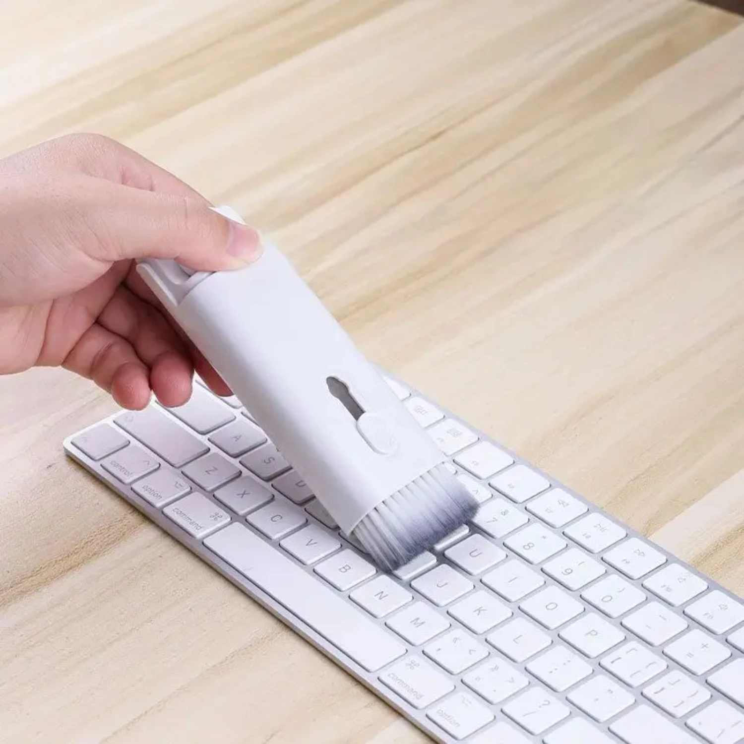 Multifunktionaler Reinigungsstift, Bluetooth-Kopfhörerloch, Tastatur-Reinigungsset