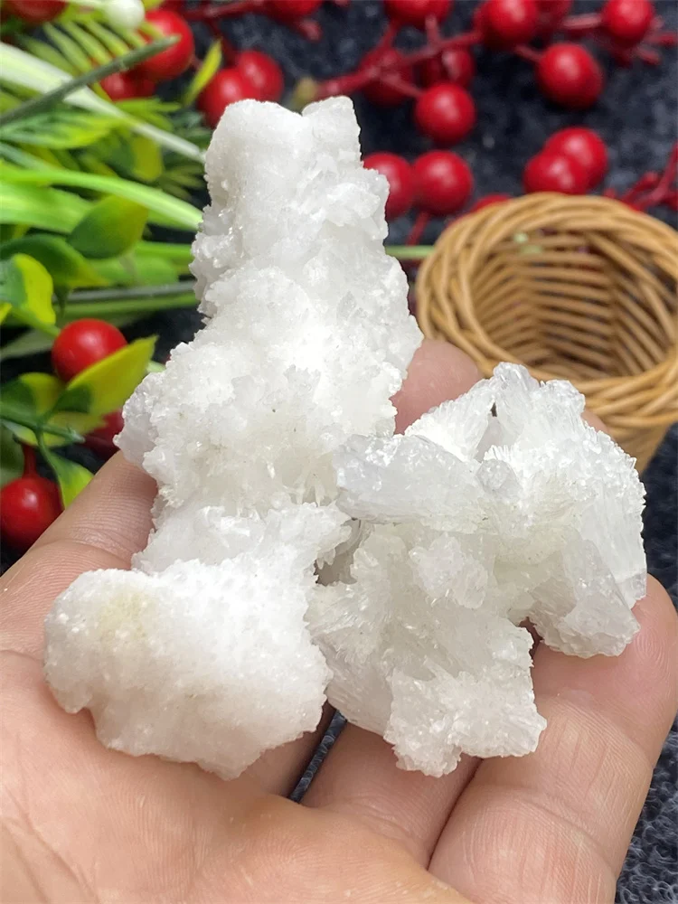 

Natural White Rough Specimen Crystal Treatment Reiki Quartz Mineral As A Holiday Gift Give Home Decor Room Decorate Snowflake