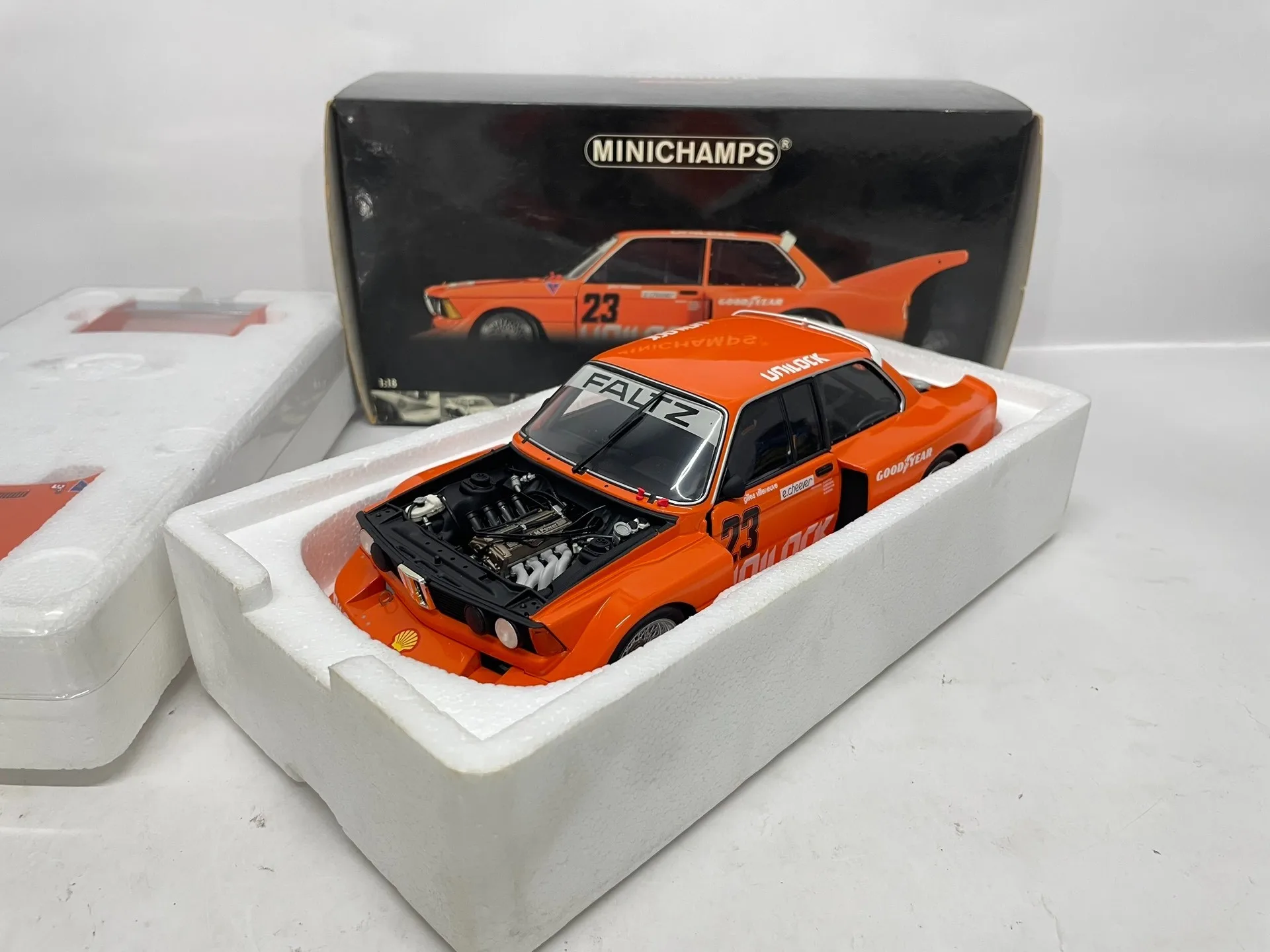 Minichamps 1:18 320i 1977 #23 Simulation Limited Edition All Open Alloy Metal Static Car Model Toy Gift