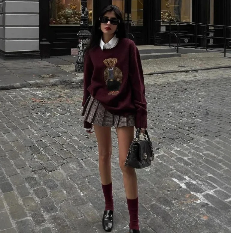 

2025Новый женский свитер с вышивкой медведя, вязаный пуловер в стиле ретро, консервативный стиль, облегающий топ из смеси хлопка с длинными рукавами на осень-зиму