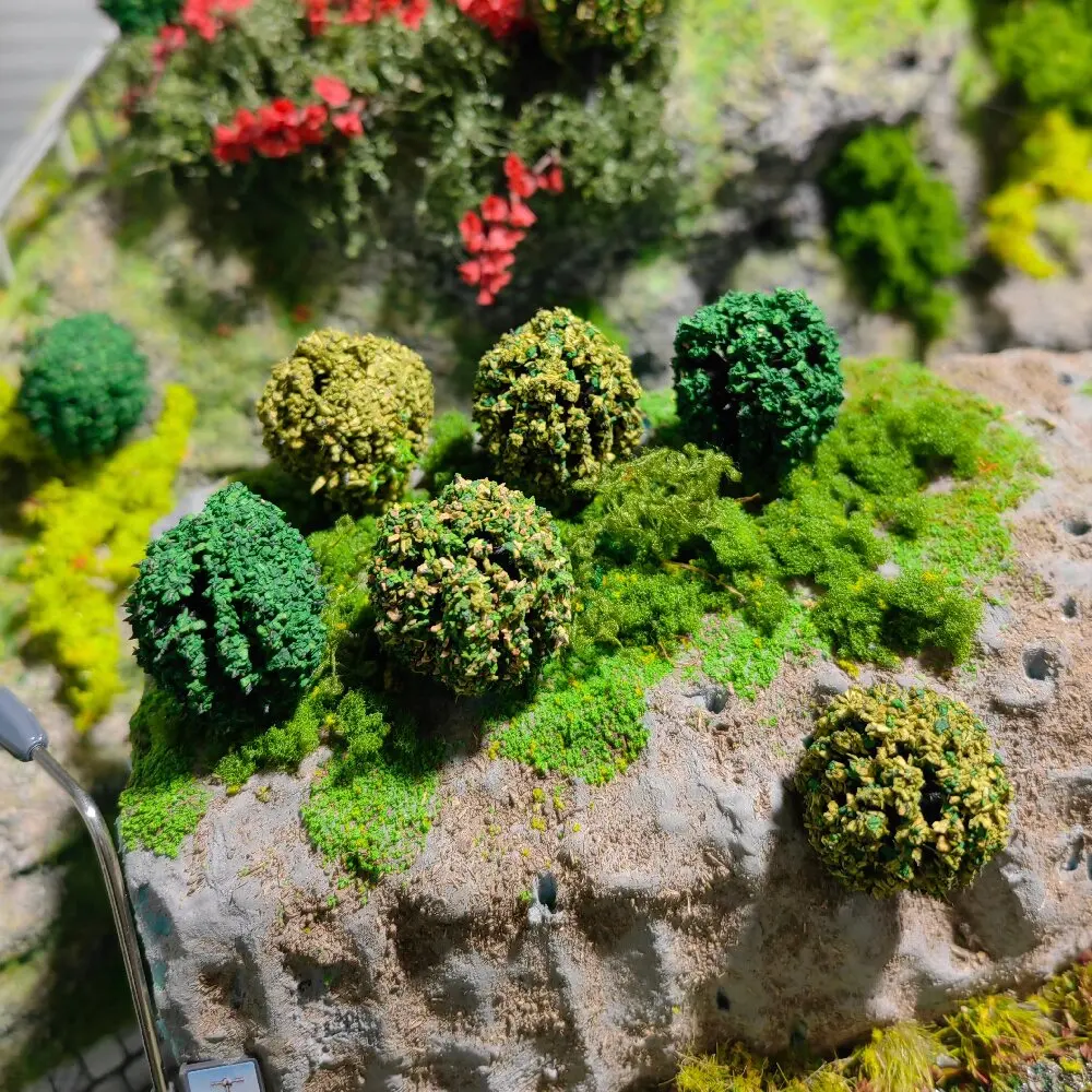 Plantas de bolas de arbusto de árboles en miniatura de 3,5 cm para diseño de tren ferroviario/militar/fabricación de modelos DIY/paisaje de mesa/Diorama 10 unids/lote