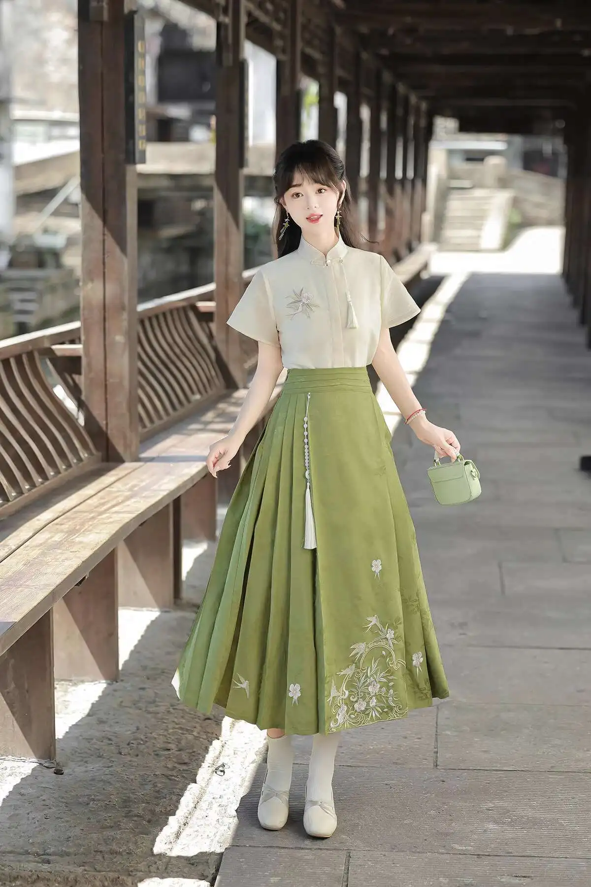 

New Chinese Style Improve Hanfu Women's Clothing Daily Guofeng Embroidery Tops Horse-face Skirt Han Elements Green Cos Cosplay