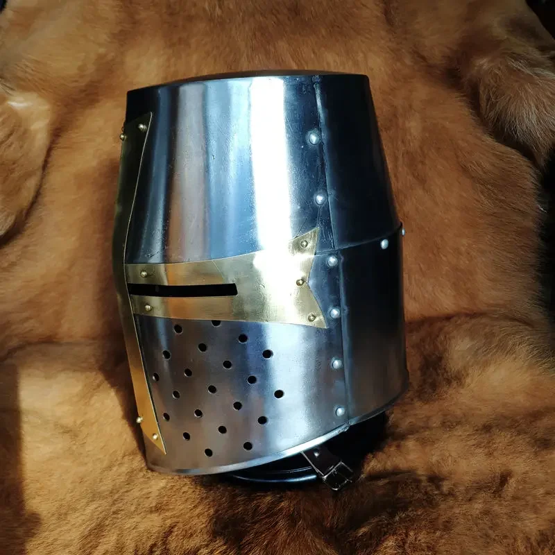 Real-time Inventory = Medieval Knight Armor Giant Helmet Crusader Barrel Helmet, Brass Plate Armor Helmet Wearable Free Shipping