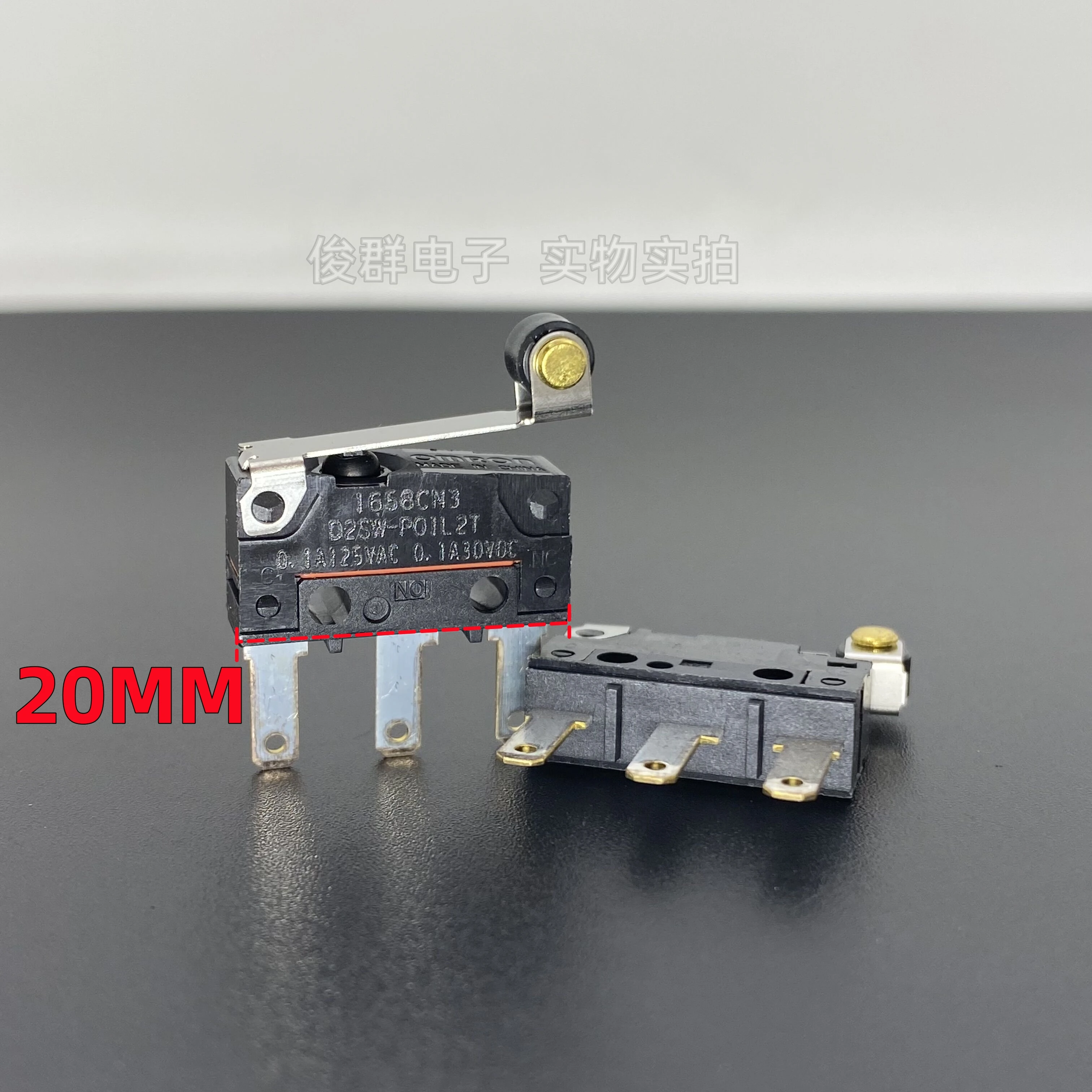 5PCS/ D2SW-P01L2T micro switch waterproof dust with roller 0.1A125VAC 30VDC