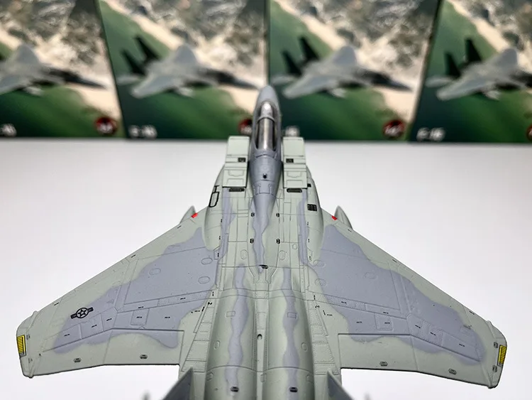 1:100 Iraqi War US Military F-15 Strike Eagle Fighter Jet Alloy Aircraft Model Diecast Airplane Model With Base Static Display