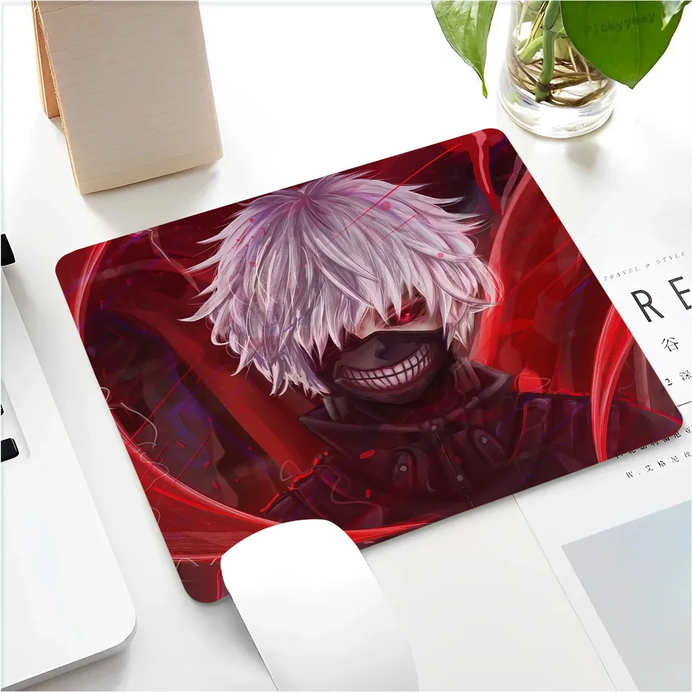 Tokyo Ghoul Mousepad Small LockEdge Mouse Pad For Gamers Computer Desk Pad Rectangular Anti-slip Rubber