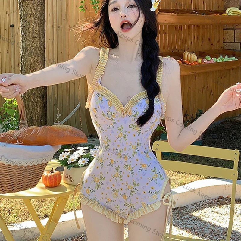 ​​Korean Floral Swimsuit One Piece Soft Cup Cover Up Long Sleeve Hot Spring Spa Bikini Style Swimsuit for Women Slim Swimsuit​​