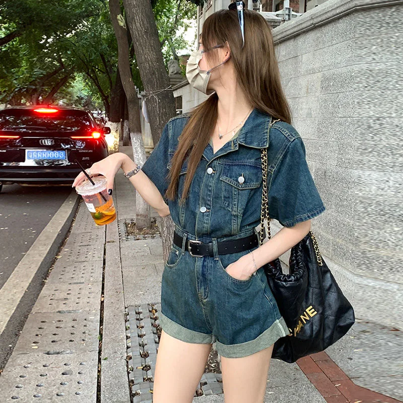 Combinaison courte en Denim pour femmes, décontractée, simple boutonnage, revers Slim, manches courtes, poches, barboteuse, été, 2021, Streetwear, nouveau