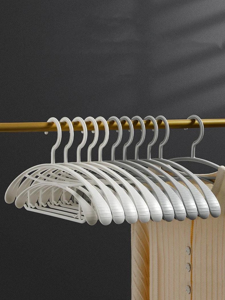 

12pcs Per Pack Seamless Hanger High Quality Nordic Classic Plastic Anti-slip Clothes Rack Closet Organizer Multi Function Hanger