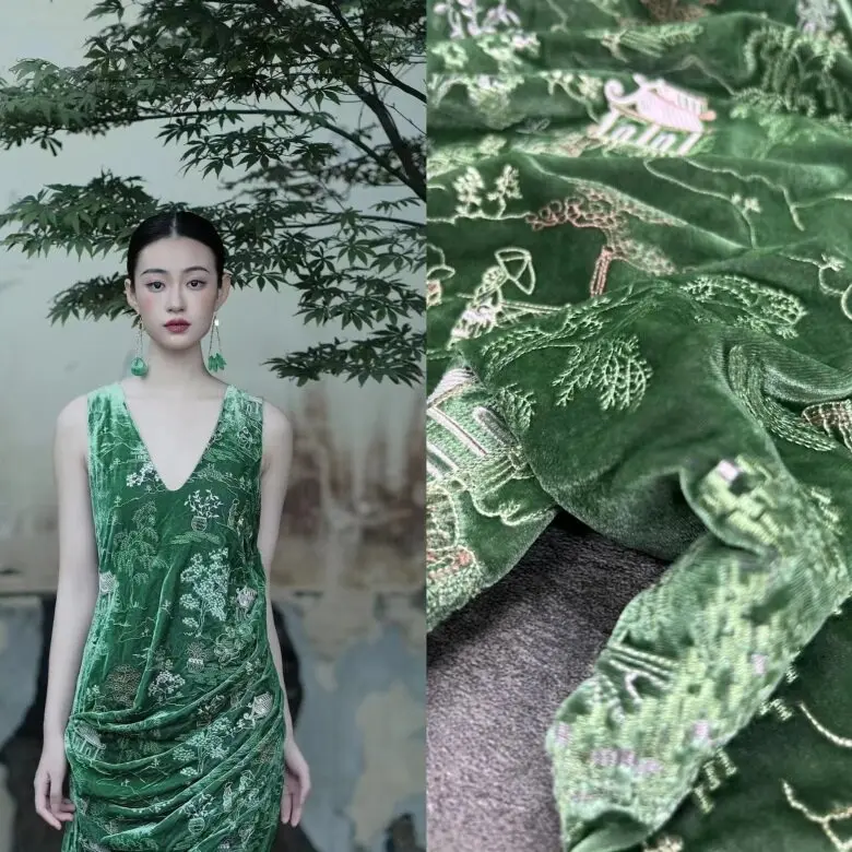 New High-Definition Green Pavilion Pavilion Silk Velvet Embroidery Fabric National Style Waistcoat Dress Top Fabric