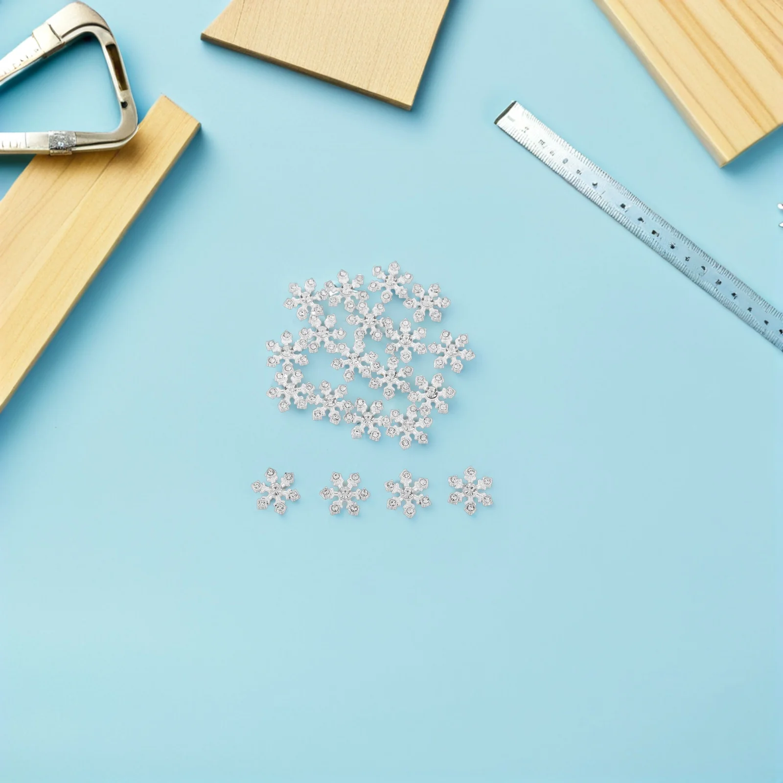 

20pcs Alloy Rhinestone Snowflake Charms Mini Metal Ornaments For Christmas Diy Crafts Scrapbooking Winter Party Decor Nail Art