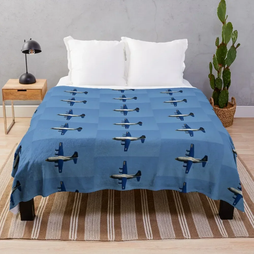 Fat Albert : C-130 Hercules Throw Blanket manga Luxury Fashion Sofas Multi-Purpose Blankets